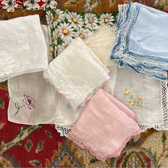 25 Vintage Floral Handkerchief Collection 18 in excellent beautiful condition - Picture 7 of 7